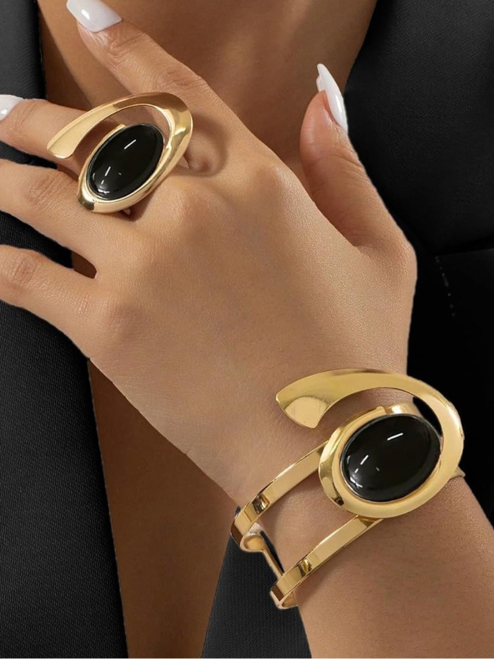 Anthropologie Gold and Black Oval Stone Cuff and Ring Set
